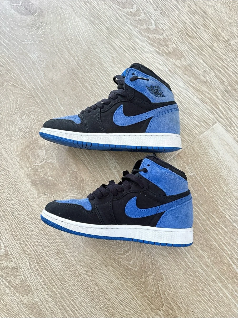 Nike Air Jordan 1 Retro High OG Black and Royal Blue High-Top Kids Sz 4.5